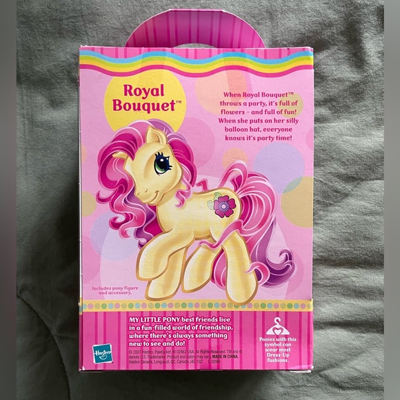 My Little Pony Royal Bouquet G3 25th Anniversary NIB - Picture 2 of 4